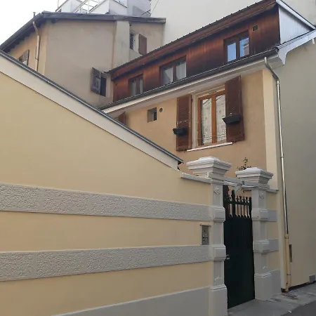 Beaublache Meubles Apartment