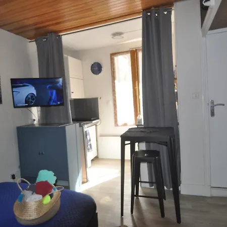 Beaublache Meubles דירה *
