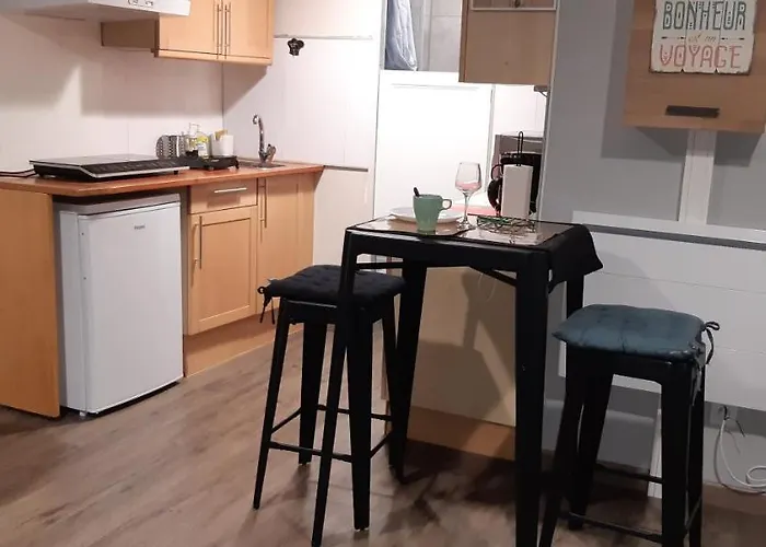 דירה Beaublache Meubles *